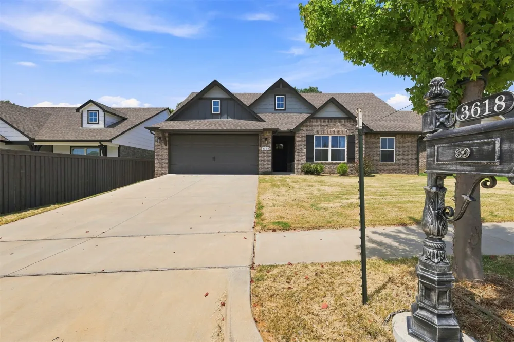 3618 S 12th Place Broken Arrow, OK 74011