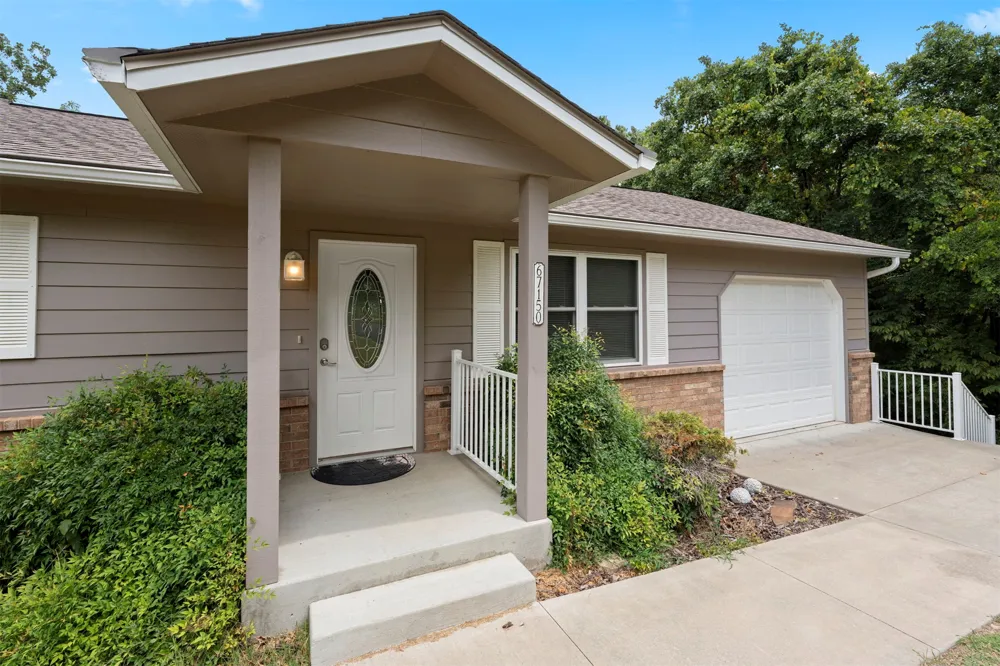 67150 E 260 ROAD Grove, OK 74344