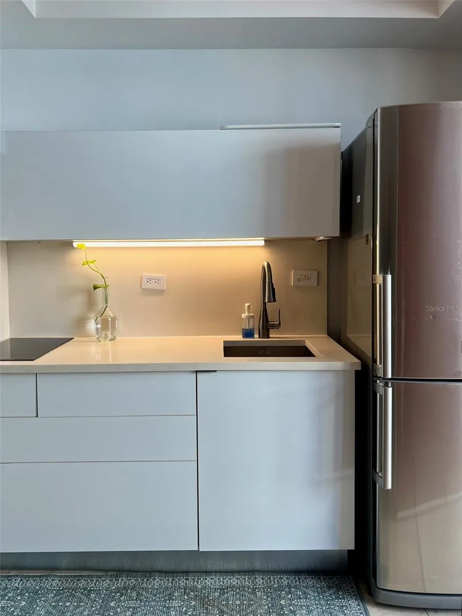 3511 ISLA VERDE AVE #204 Carolina, PR 00979