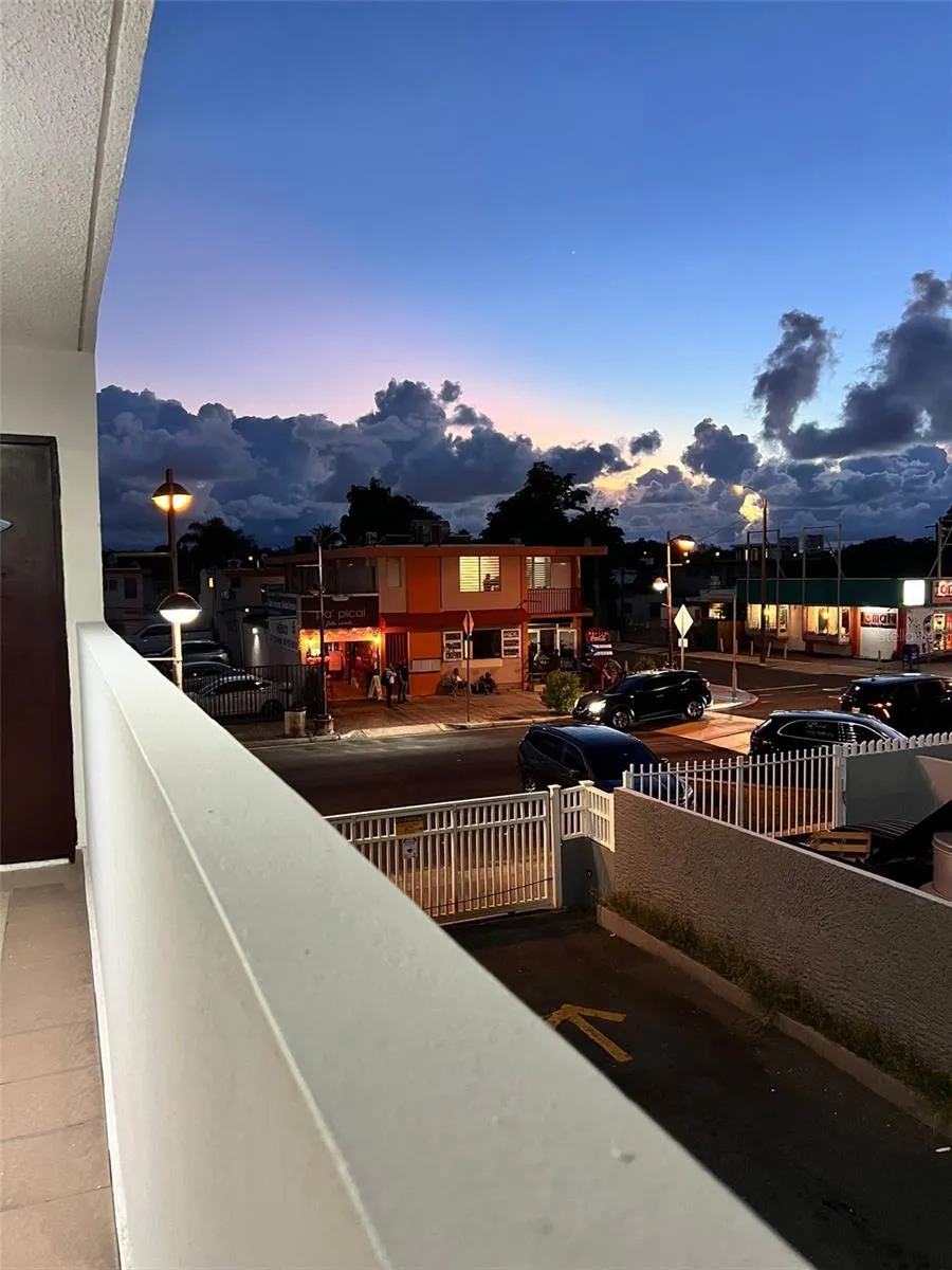 3511 ISLA VERDE AVE #204 Carolina, PR 00979