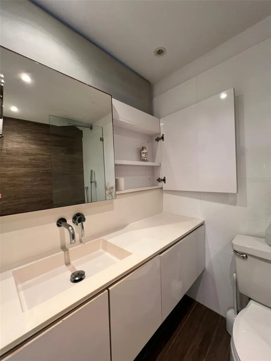 3511 ISLA VERDE AVE #204 Carolina, PR 00979
