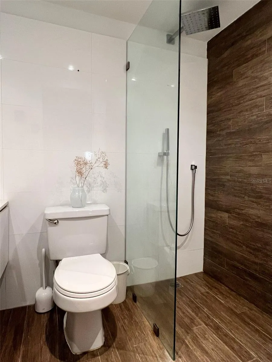 3511 ISLA VERDE AVE #204 Carolina, PR 00979