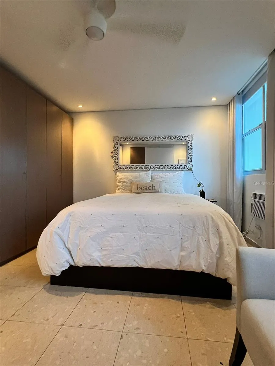 3511 ISLA VERDE AVE #204 Carolina, PR 00979