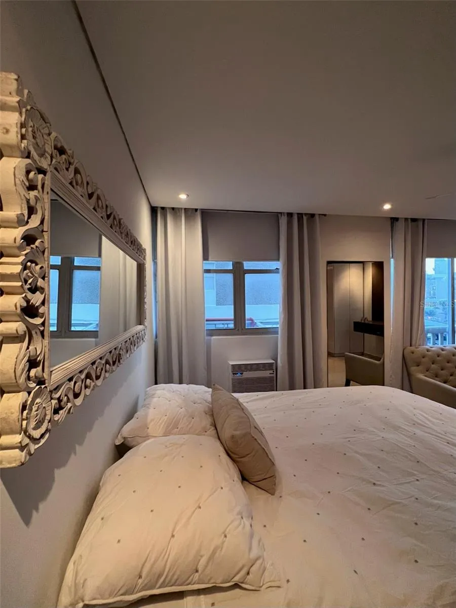 3511 ISLA VERDE AVE #204 Carolina, PR 00979