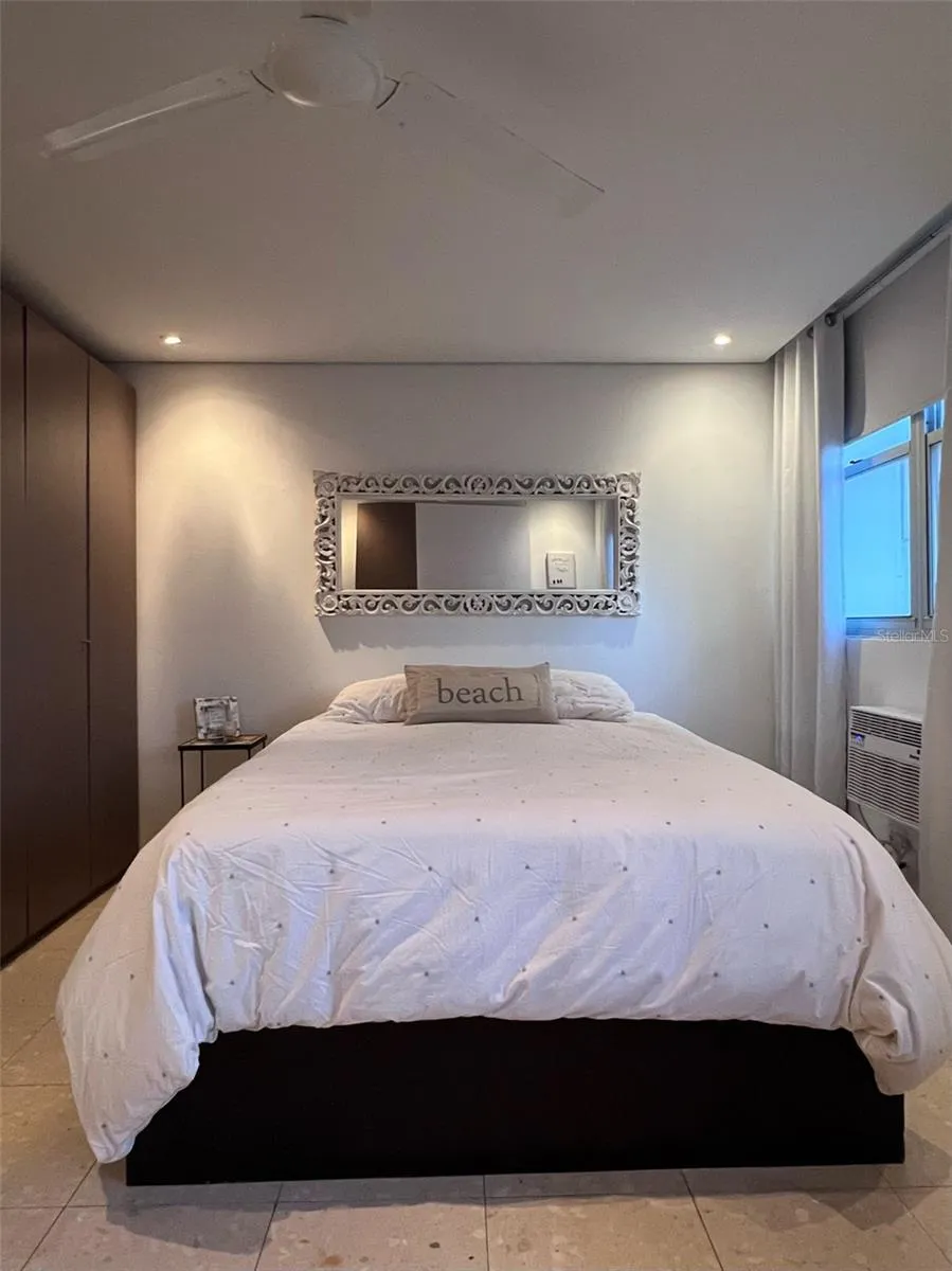 3511 ISLA VERDE AVE #204 Carolina, PR 00979