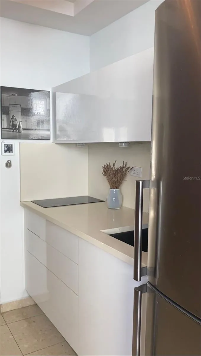 3511 ISLA VERDE AVE #204 Carolina, PR 00979