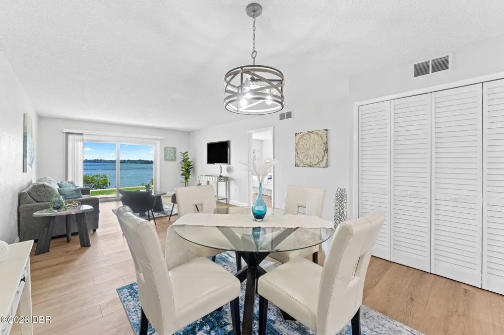 3606 S Peninsula Drive ##102 Port Orange, FL 32127
