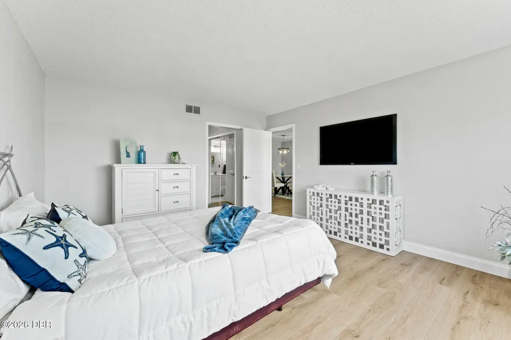 3606 S Peninsula Drive ##102 Port Orange, FL 32127