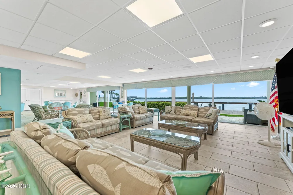 3606 S Peninsula Drive ##102 Port Orange, FL 32127