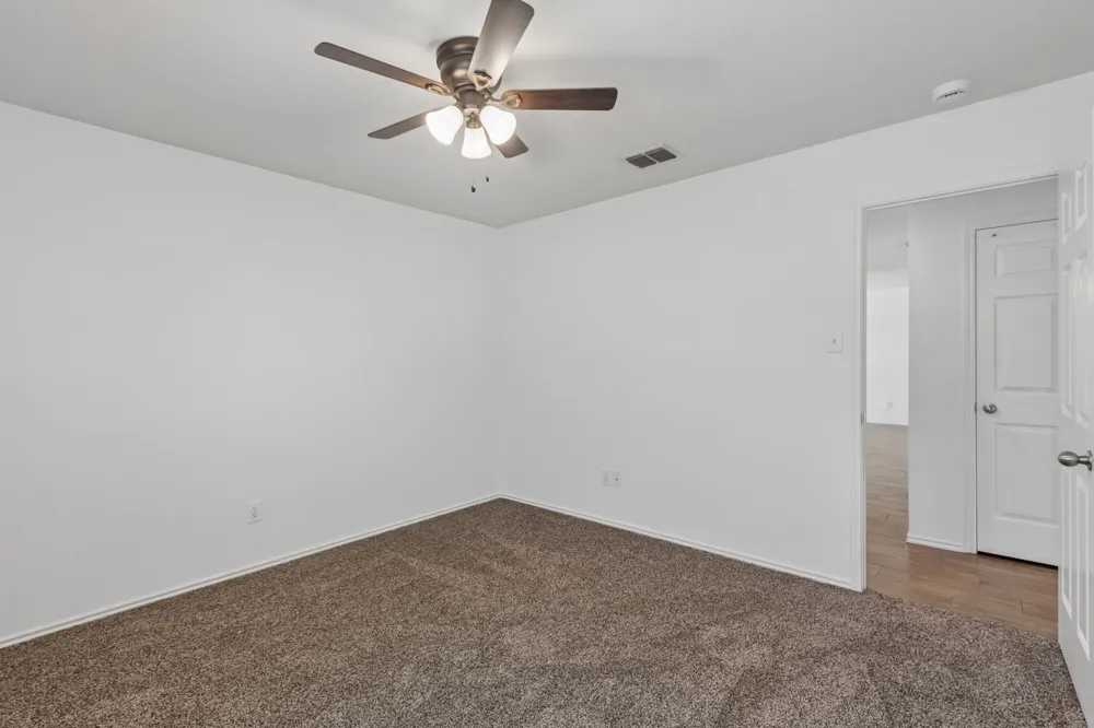 1336 Connie Street Burleson, TX 76028