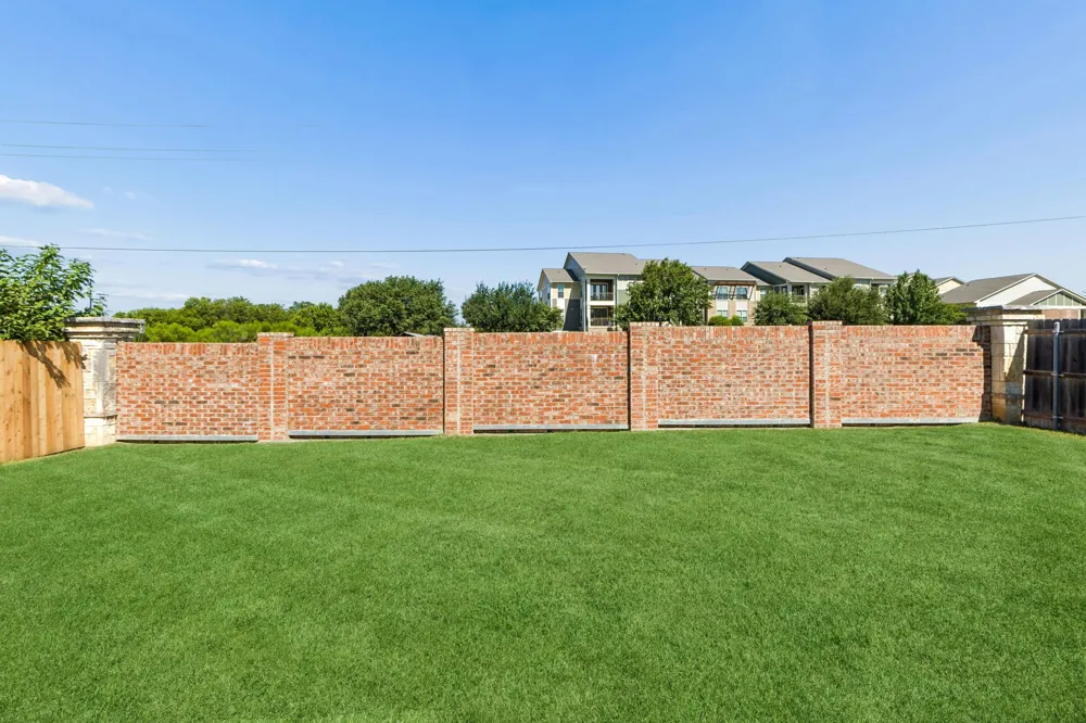 1336 Connie Street Burleson, TX 76028