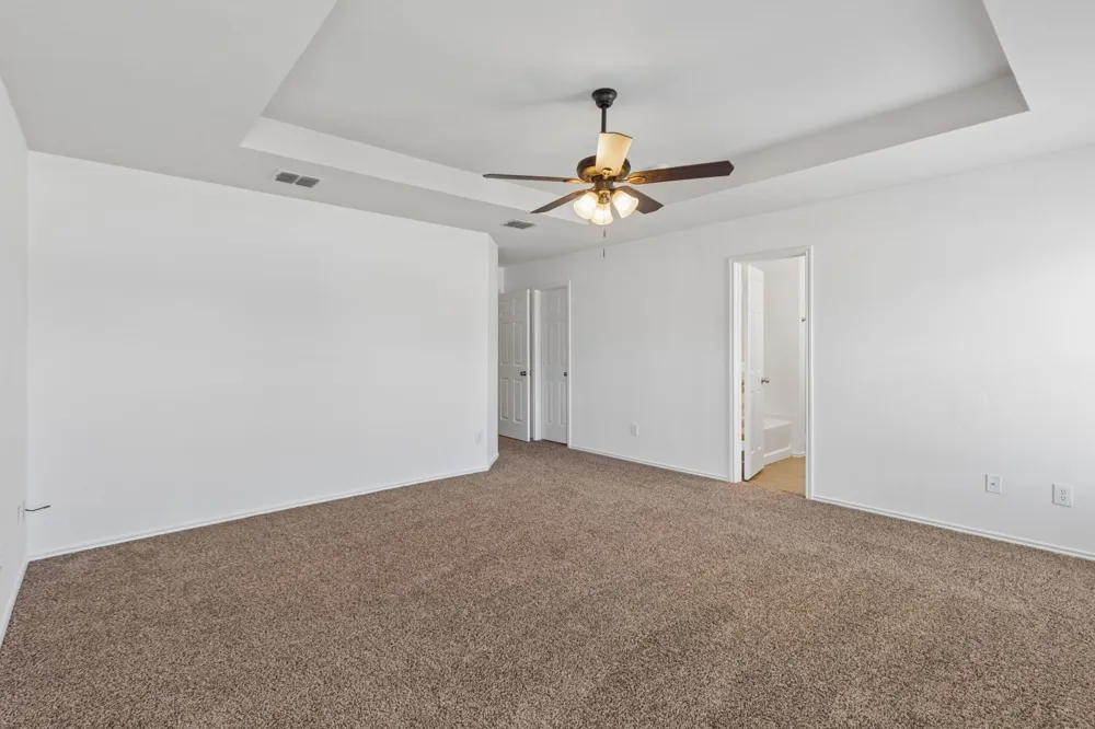 1336 Connie Street Burleson, TX 76028