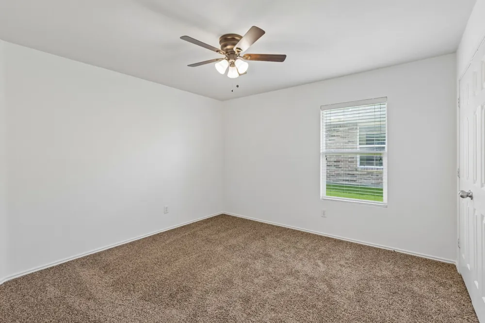 1336 Connie Street Burleson, TX 76028