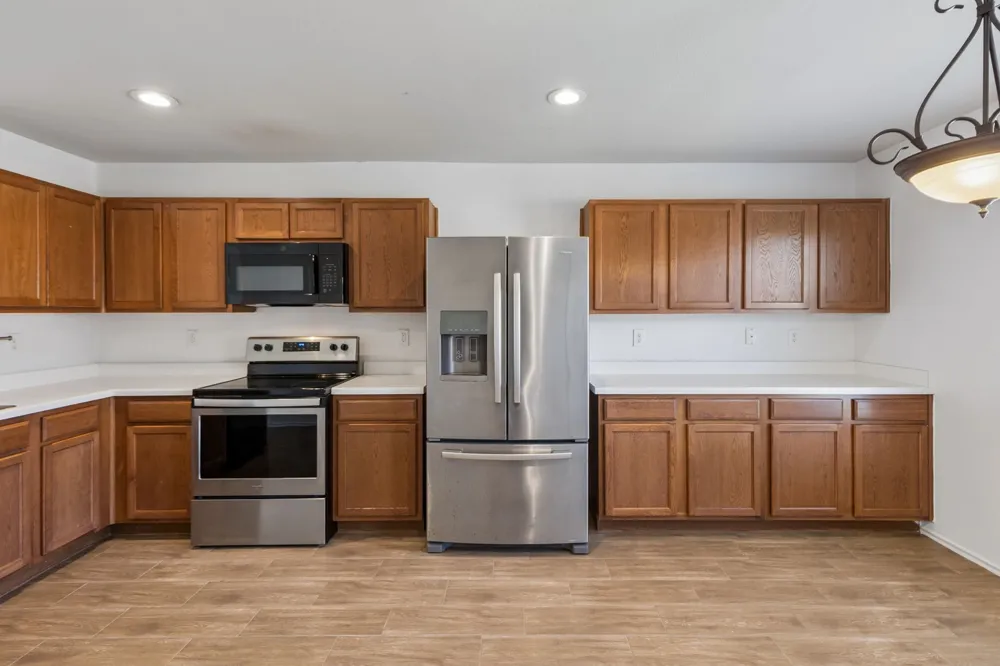 1336 Connie Street Burleson, TX 76028