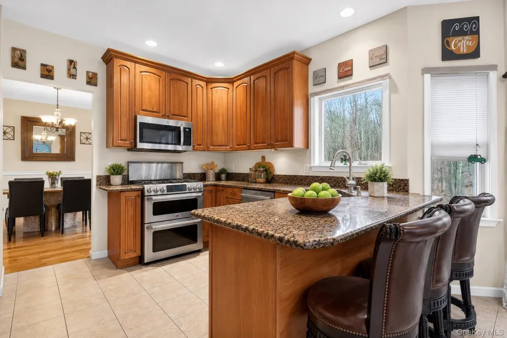 43 Greenwich Avenue Central Valley, NY 10917