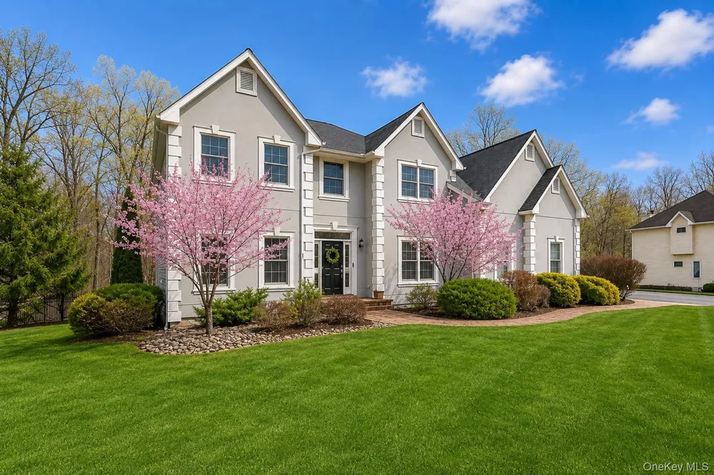 43 Greenwich Avenue Central Valley, NY 10917