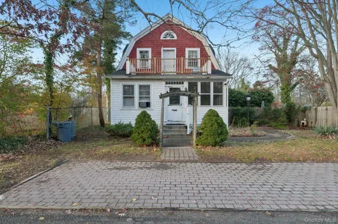 83 Elm Road E
