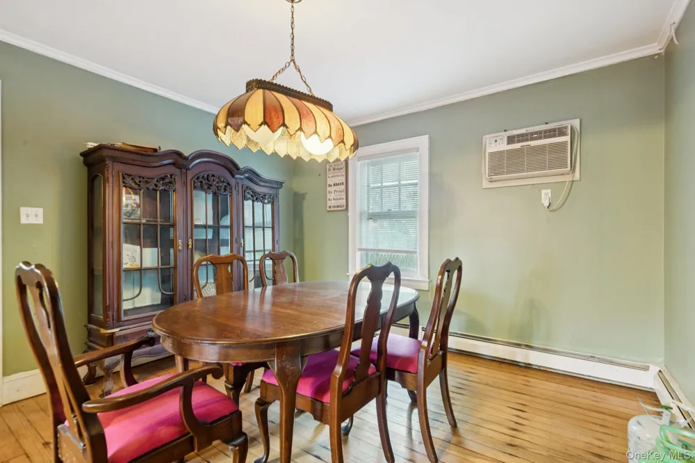 83 Elm Road E Mastic Beach, NY 11951