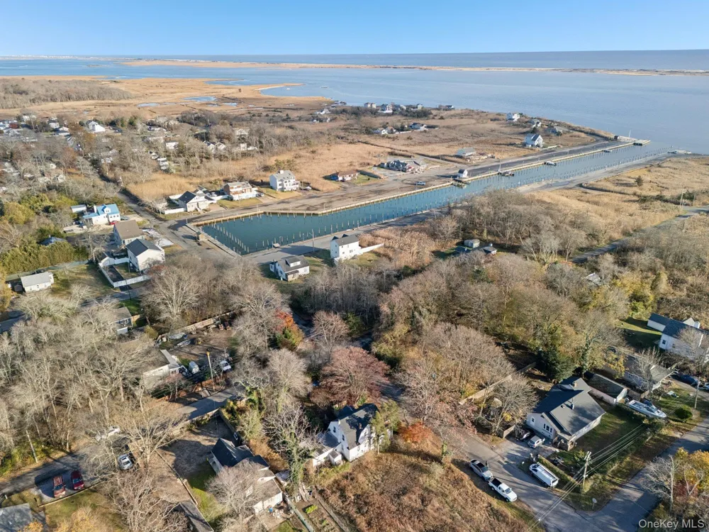 83 Elm Road E Mastic Beach, NY 11951