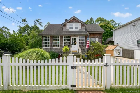 42 Cedar Street