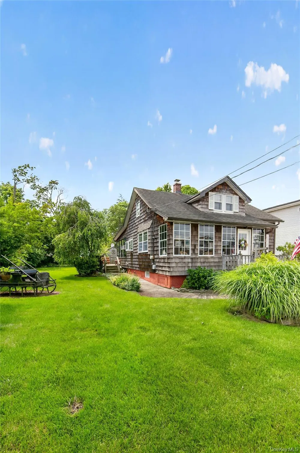 42 Cedar Street Islip, NY 11751