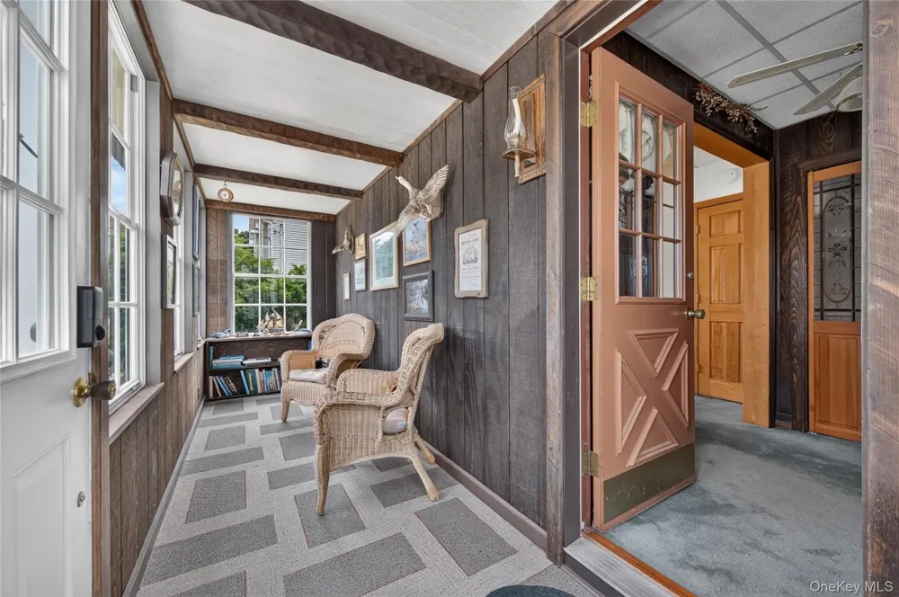 42 Cedar Street Islip, NY 11751