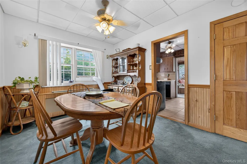 42 Cedar Street Islip, NY 11751