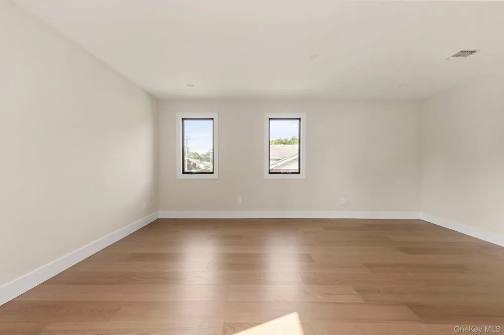 555 Marian Court East Meadow, NY 11554