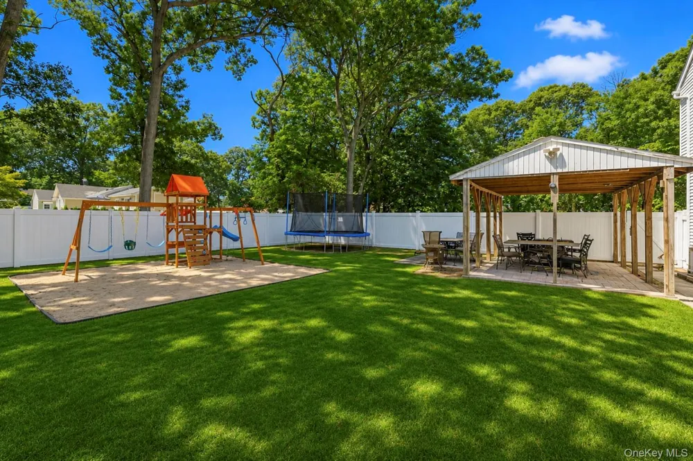 177 Magnolia Drive Selden, NY 11784