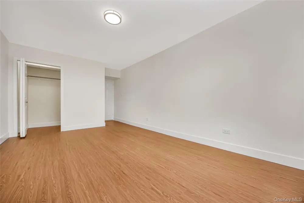 87-10 149th Avenue #5N Howard Beach, NY 11414
