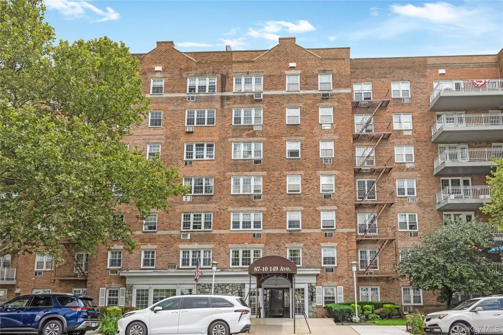 87-10 149th Avenue #5N Howard Beach, NY 11414