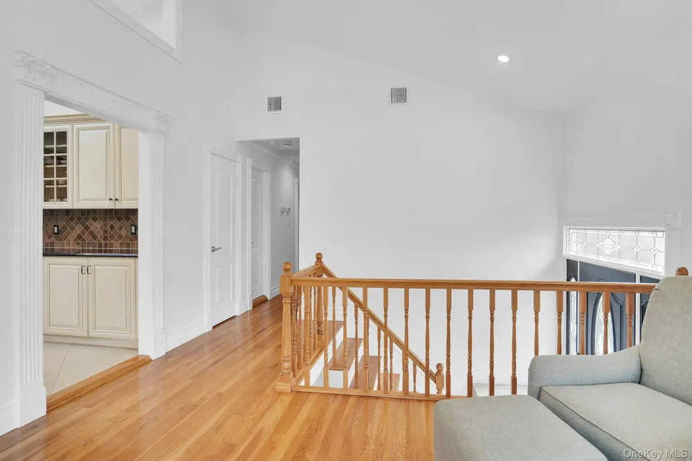 66 Harvest Lane Commack, NY 11725