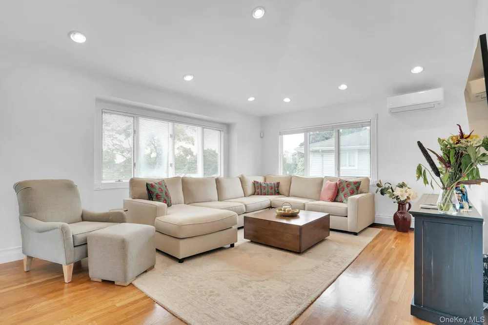 66 Harvest Lane Commack, NY 11725