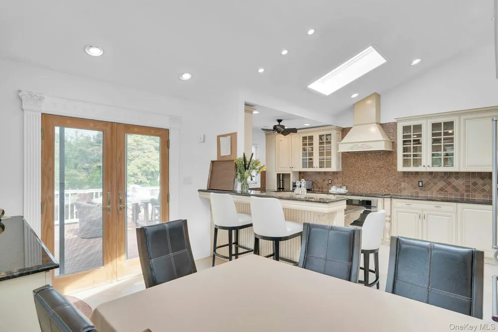 66 Harvest Lane Commack, NY 11725