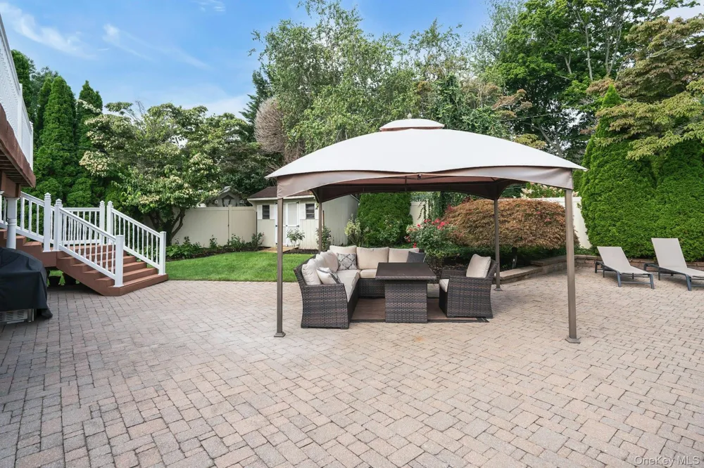 66 Harvest Lane Commack, NY 11725