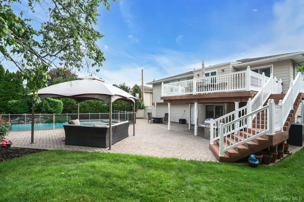 66 Harvest Lane Commack, NY 11725