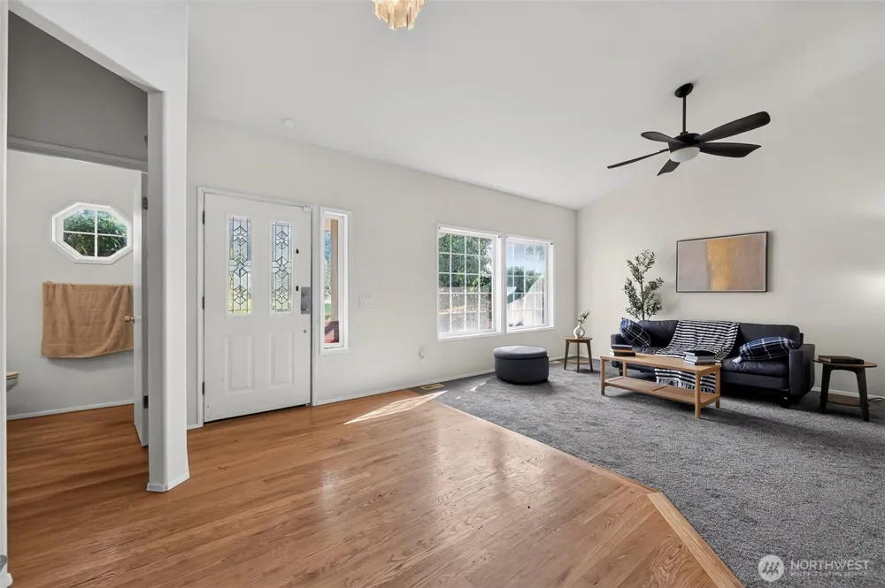 844 Holbeck Drive Camano Island, WA 98282
