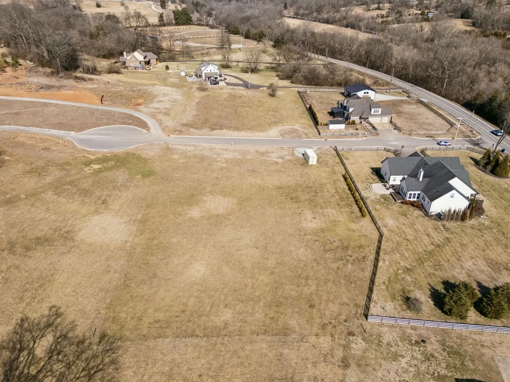 103 Heirloom Lane Columbia, TN 38401