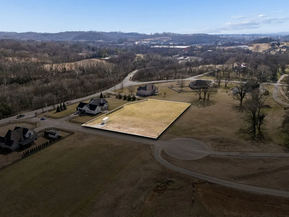 103 Heirloom Lane Columbia, TN 38401