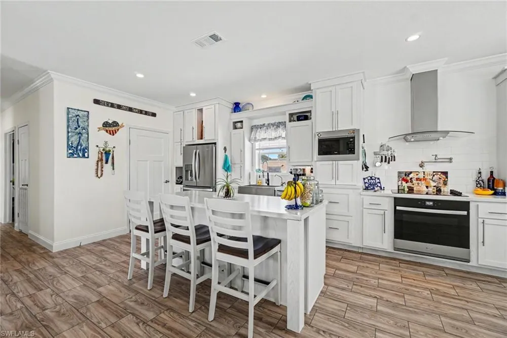 11301 Bayside Boulevard Fort Myers Beach, FL 33931