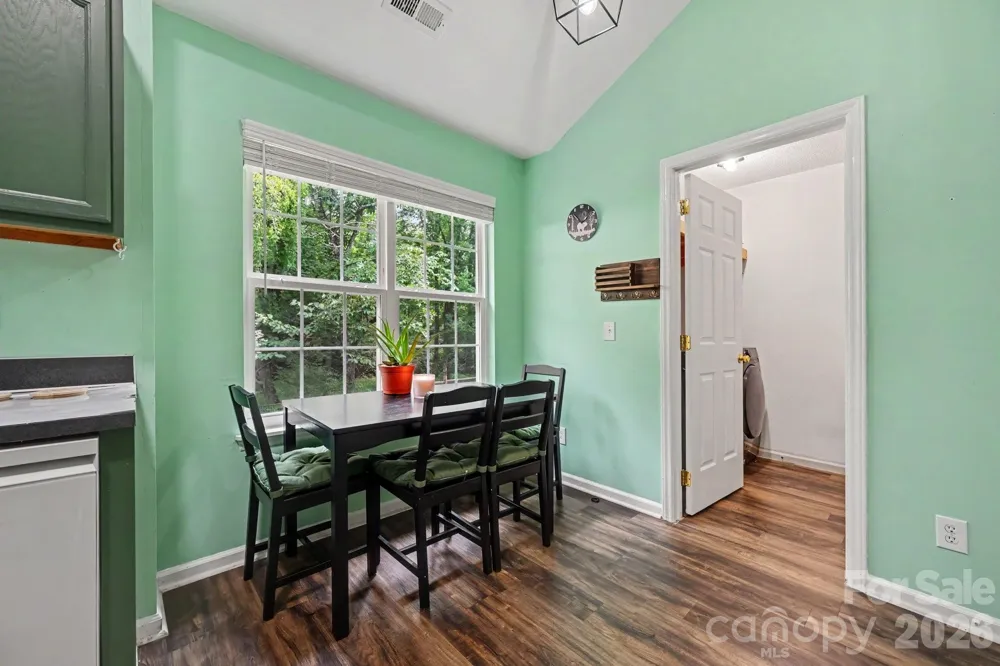 1906 Stonewyck Avenue Kannapolis, NC 28081