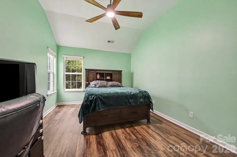 1906 Stonewyck Avenue Kannapolis, NC 28081