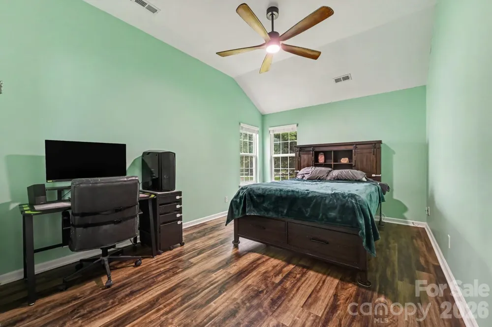 1906 Stonewyck Avenue Kannapolis, NC 28081