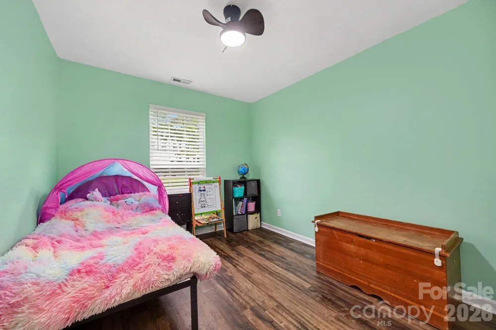 1906 Stonewyck Avenue Kannapolis, NC 28081