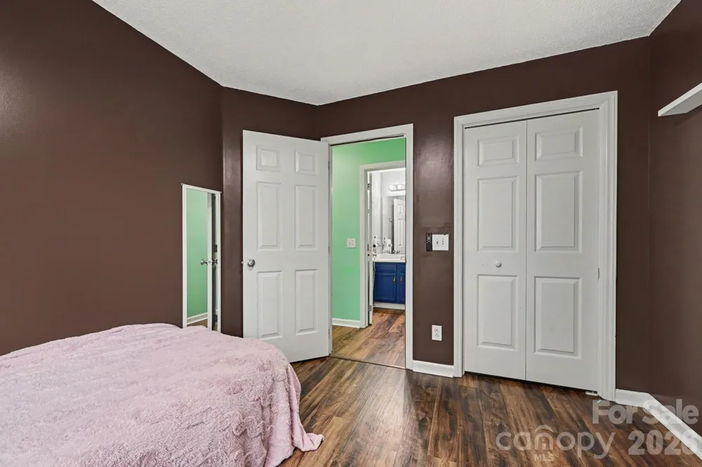 1906 Stonewyck Avenue Kannapolis, NC 28081