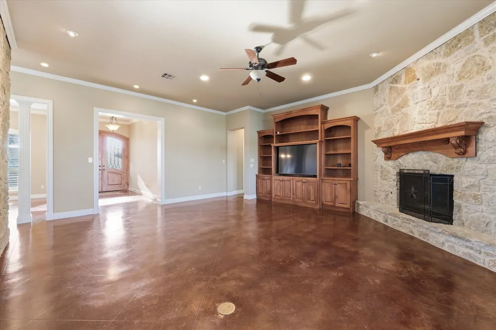 504 Casa Del Rancho Road Lorena, TX 76655