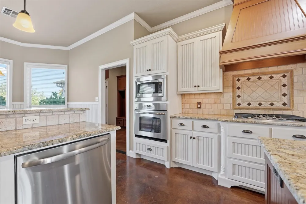 504 Casa Del Rancho Road Lorena, TX 76655