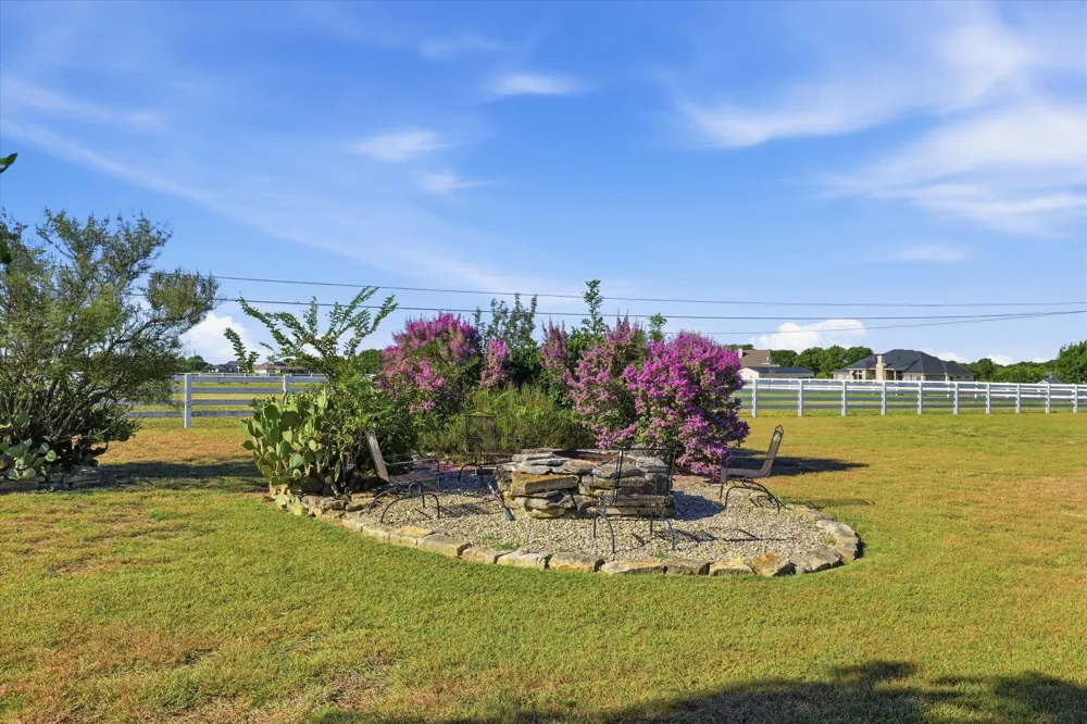 504 Casa Del Rancho Road Lorena, TX 76655