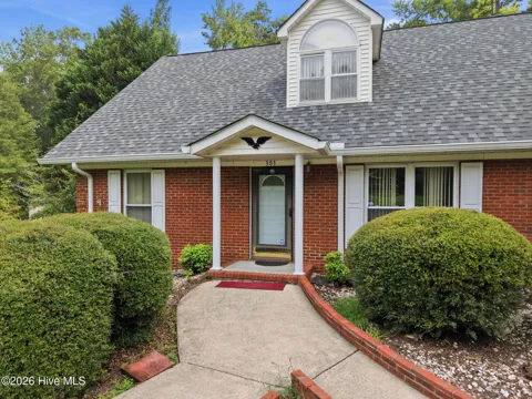 303 Harvey Circle
