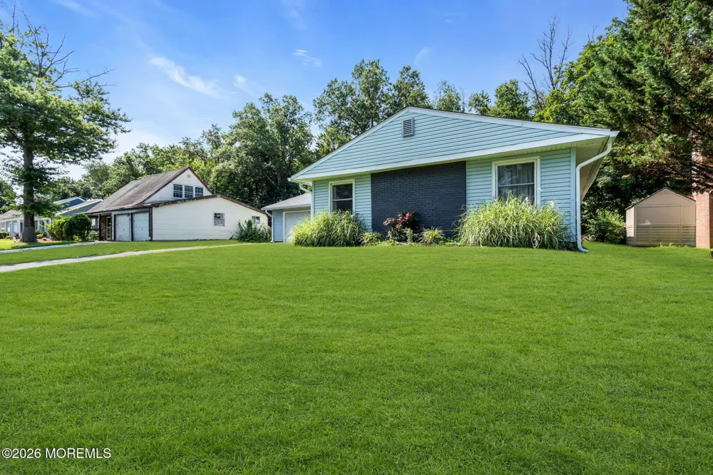29 Evergreen Drive Willingboro, NJ 08046
